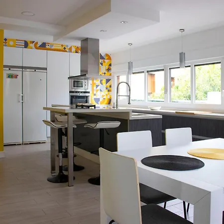 Casa Feitina: Vistas Al Mar, Moderna Y Funcional Holiday home *